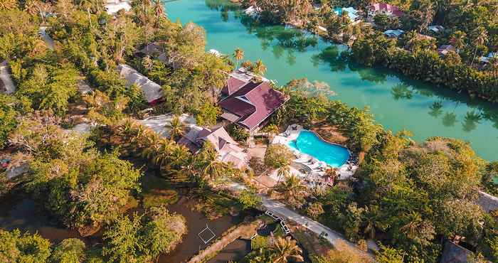 ภายนอกอาคาร Loboc River Resort