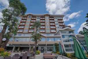 Newtown Plaza Hotel, Rp 1.392.072