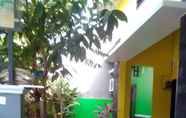 Bangunan 4 Cozy House 2 Bedrooms at Shifa Homestay