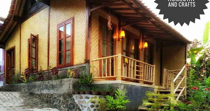 Exterior Larosa Homestay Banyuwangi