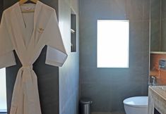 In-room Bathroom 4 Sense Canggu Beach Hotel