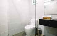 In-room Bathroom 7 A25 Hotel - 142 Bui Thi Xuan