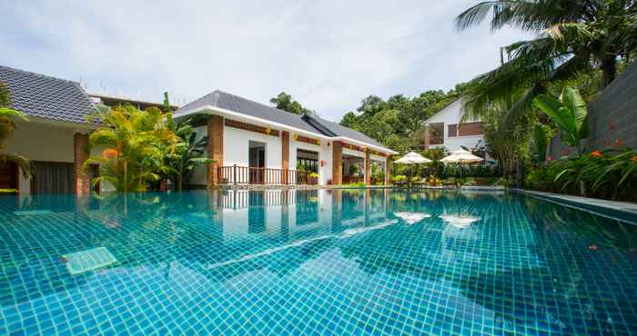 สระว่ายน้ำ Nadine Phu Quoc Resort 