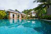 สระว่ายน้ำ Nadine Phu Quoc Resort 