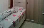 Kamar Tidur 6 Apartment The Suite @Metro By agus