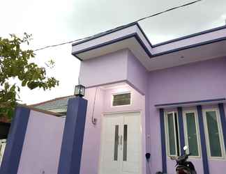 Exterior 2 Comfort Room at Homestay SHAAKA Surabaya