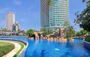 Swimming Pool 4 White Sand Beach Residence Pattaya