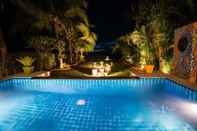 Swimming Pool Villa Manipura