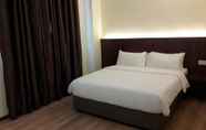 Bedroom 6 Emart Hotel (Riam) S/B