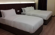 Bedroom 3 Emart Hotel (Riam) S/B