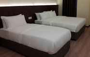 Bedroom 3 Emart Hotel (Riam) S/B