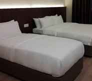 Bedroom 3 Emart Hotel (Riam) S/B