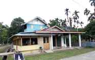 Exterior 7 Homestay Tanjung Belit