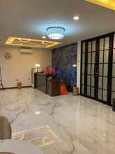 Lobi 4 Orange Hotel Surabaya