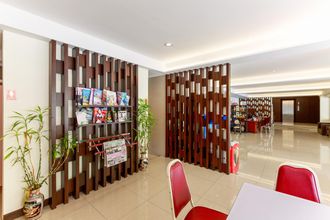 ロビー 4 Collection O VResotel