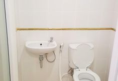 In-room Bathroom 5 Vivo Apartment Yogyakarta, Studio Room TB3 S16