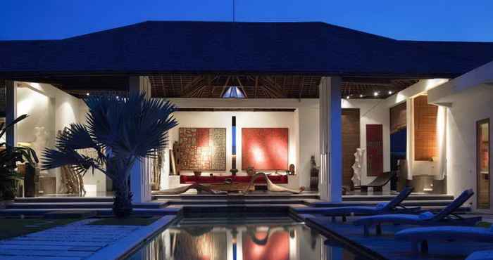 Lobby Arte Villa 2 Bedroom Seminyak