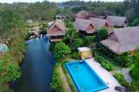 Swimming Pool Asita Eco Resort