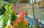 Kolam Renang 3 Batu Kandik Homestay