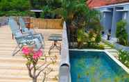 Swimming Pool 7 Batu Kandik Homestay