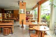 Bar, Cafe and Lounge Muarar Hotel