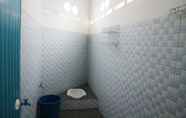 Toilet Kamar 6 West Surabaya Homey Syariah