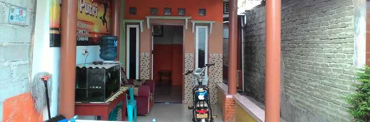 Sảnh chờ Dua Putri Homestay