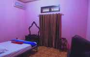 Kamar Tidur 5 Aini Homestay