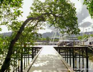 ภายนอกอาคาร 2 Meridian Adventure Marina Club & Resort Waisai