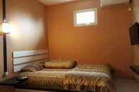 Bilik Tidur Budget Room at Jala In De Kost Syariah