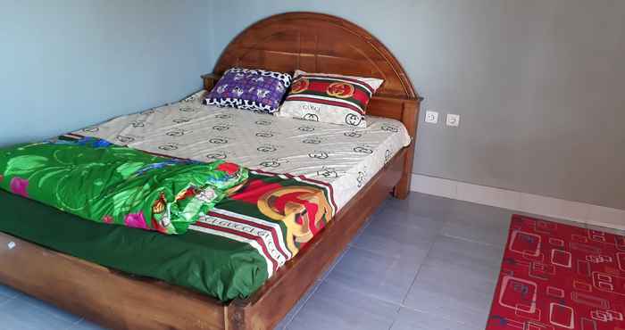 Bedroom Hendry Homestay