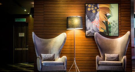 로비 2 Widebed @ D'Majestic Place