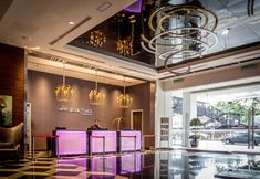 로비 3 Widebed @ D'Majestic Place