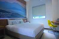 Bedroom Front One Hotel Airport Solo