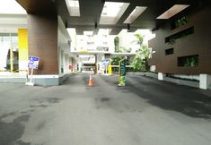 Bangunan 7 Ten Eleven Living Point