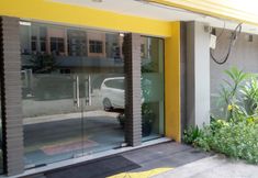 ภายนอกอาคาร 6 Ethan Hotel Cilincing Plaza