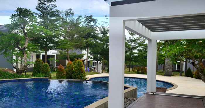 สระว่ายน้ำ Vie de Quai Villas