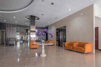 Lobby 4 OYO 1081 Allson City Hotel Makassar