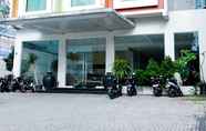 Exterior 3 N2 Hotel Gunung Sahari