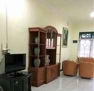 Lobi 4 Iranaika Homestay