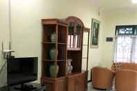 Lobby Iranaika Homestay