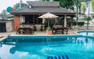 สระว่ายน้ำ 3 Baan Tong Tong Pattaya Resort