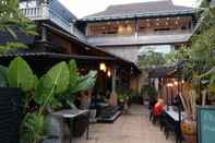 บาร์ คาเฟ่ และเลานจ์ Lot 33 Boutique Hotel