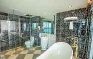 Toilet Kamar 6 Swandor Cam Ranh Hotel & Resorts