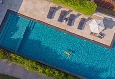 Swimming Pool 4 SEAnery Beach Resort 