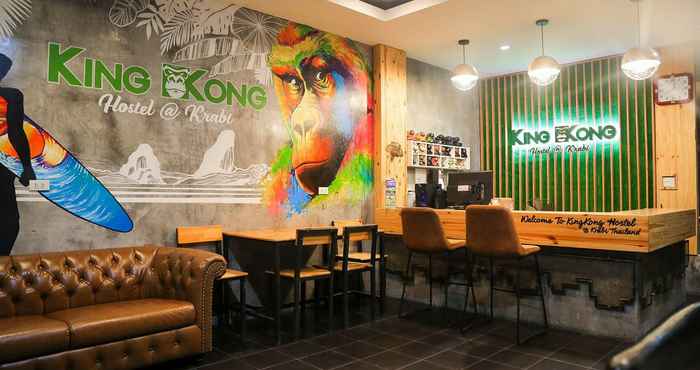 Lobi King Kong Hostel at Krabi