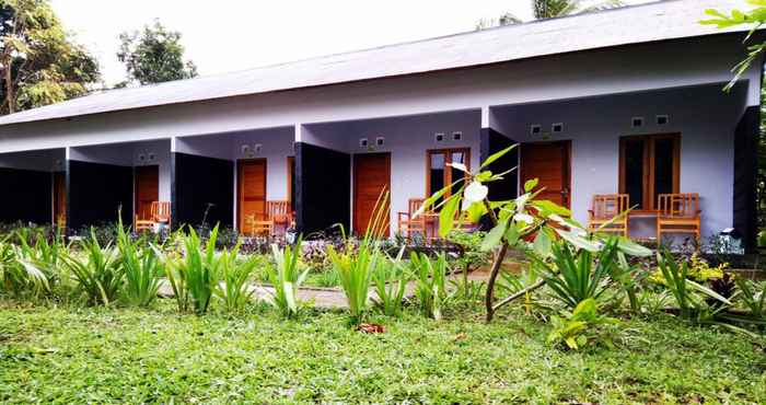 Luar Bangunan Anak Rinjani Guesthouse