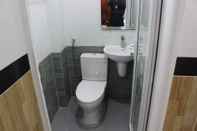 Toilet Kamar MTT Hotel