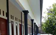 Exterior 2 Wisma Sarah II