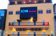 Bên ngoài 2 Ion Hotel Batam